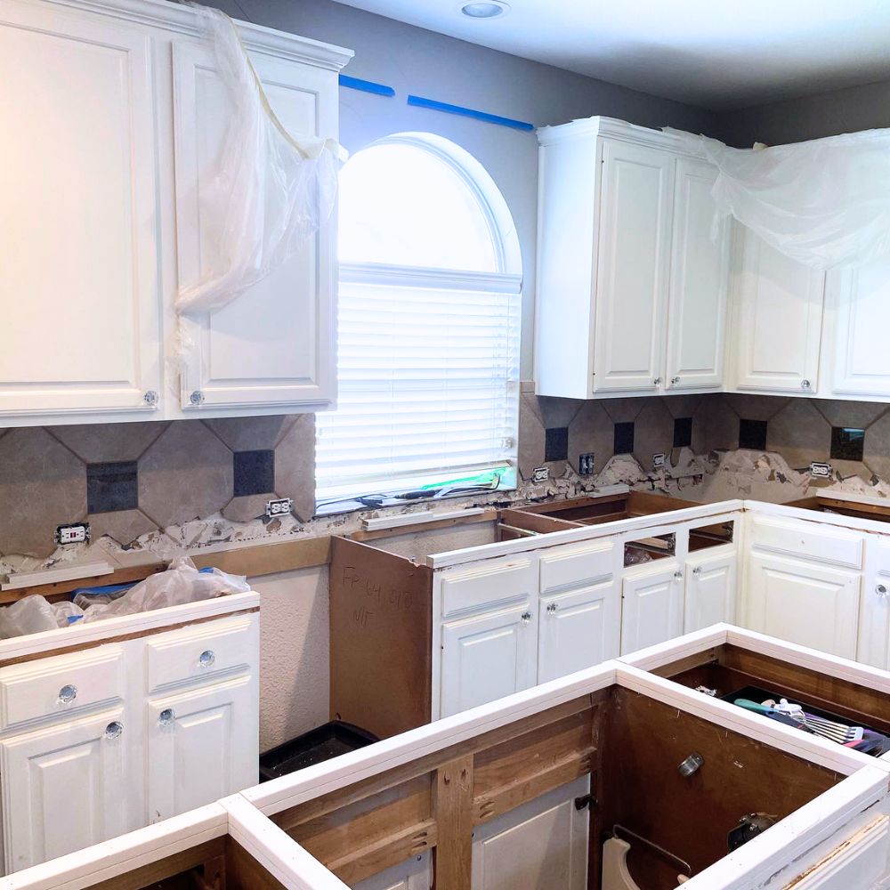 before-countertop-installation-company-island-installation-company-construction-company-in-dallas