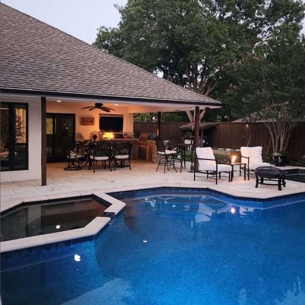 strong-communication-trustworth-ground-up-construction-company-stucco-home-construction-residential-custom-home-builder-general-contractor-in-dallas-tx